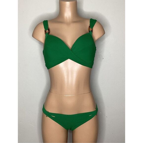 New. Robin Piccone green bikini. D cup-top/ M- bottom. Retails $215 - Picture 2 of 8
